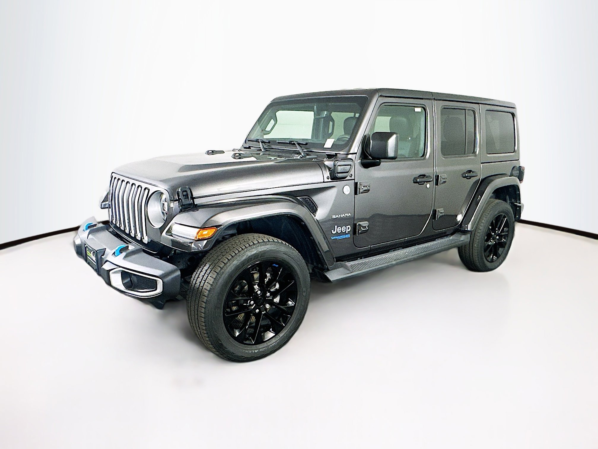 Used 2022 Jeep Wrangler Sahara w/ Cold Weather Group image 3