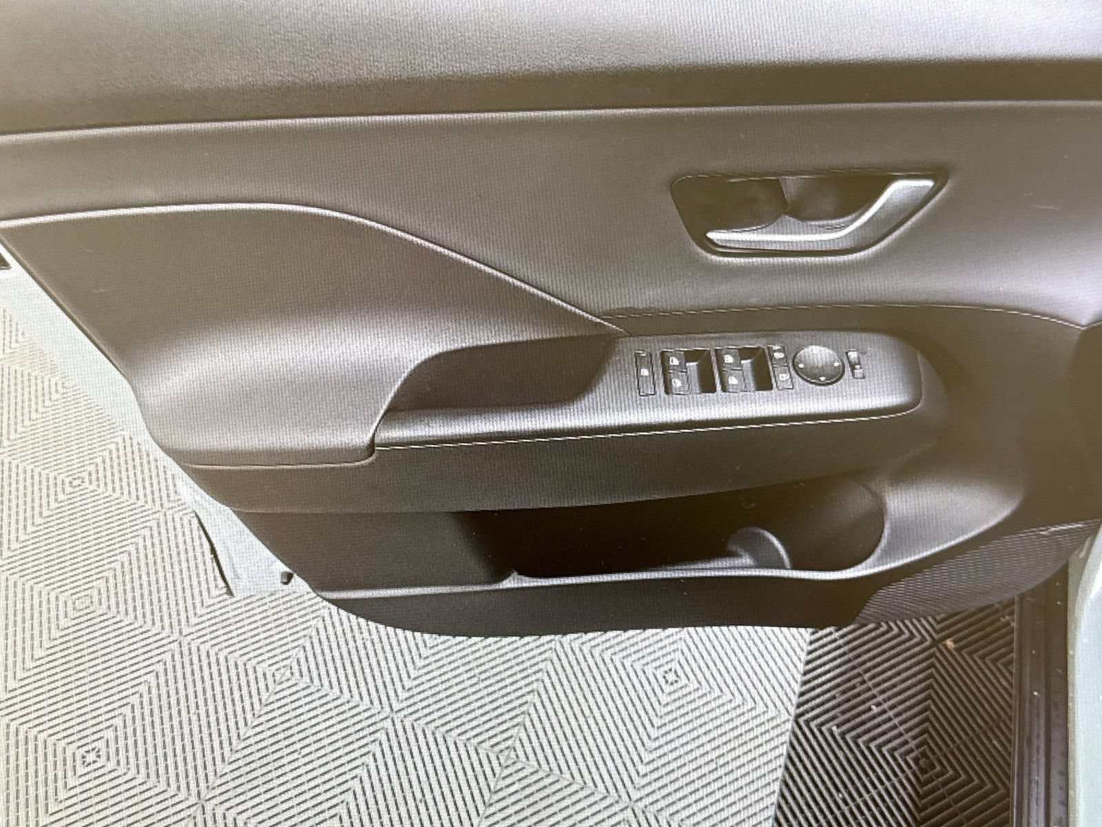 Used 2026 Hyundai Kona Limited AWD/4WD image 12