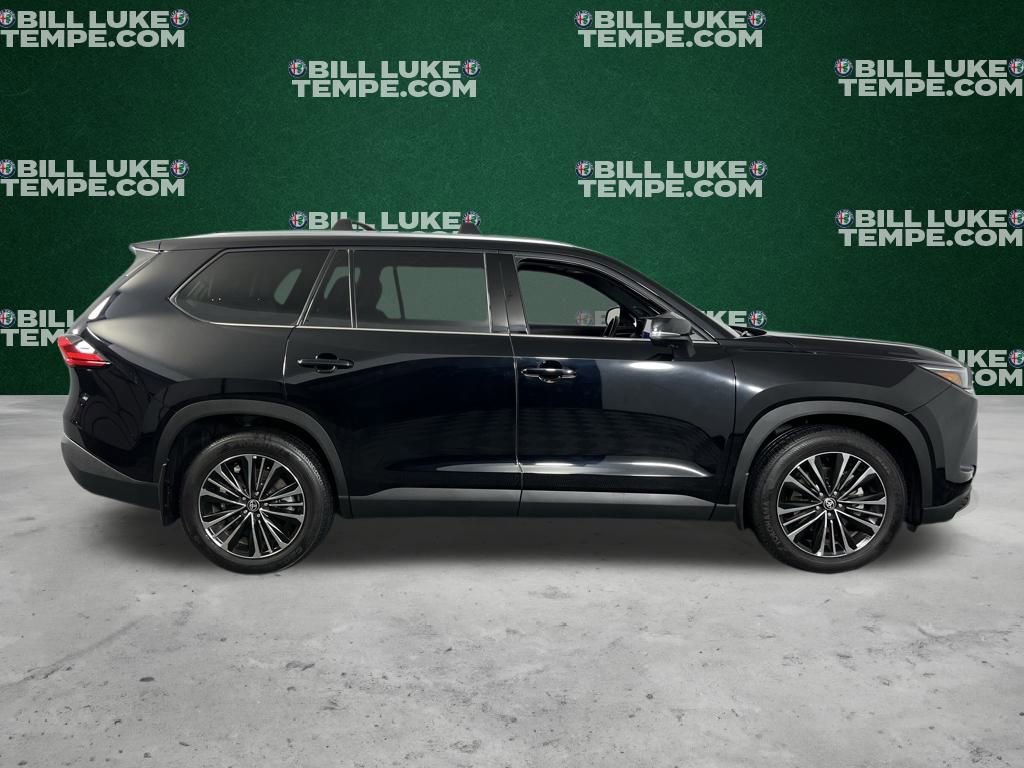 Used 2024 Toyota Grand Highlander AWD Hybrid image 4