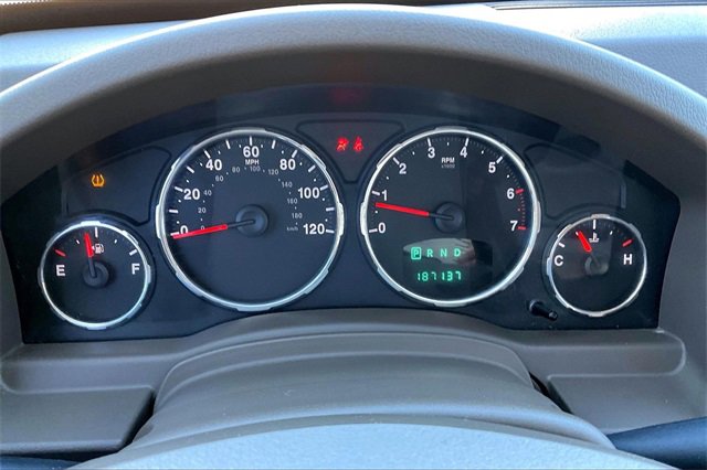 Used 2010 Jeep Liberty Sport image 16