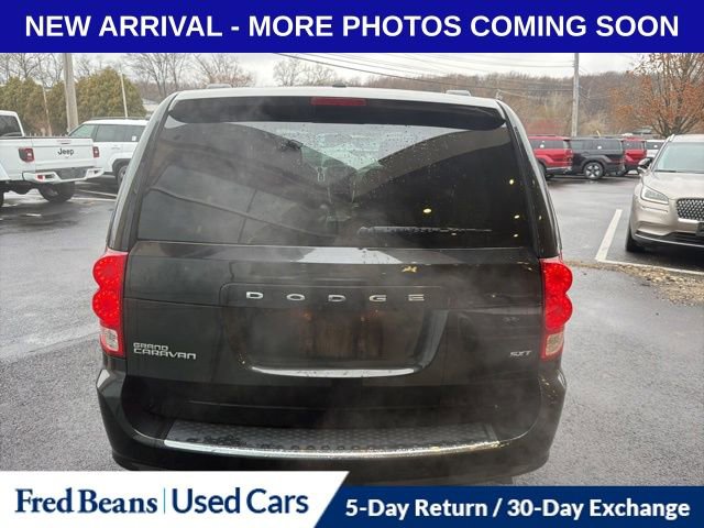 Used 2016 Dodge Grand Caravan SXT w/ UConnect Hands-Free Group image 7