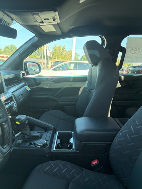 New 2026 Toyota Tacoma SR5 AWD/4WD image 7
