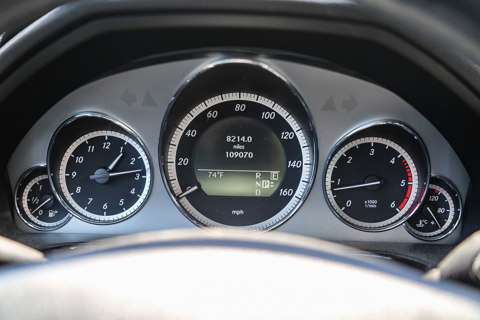 Used 2011 Mercedes-Benz E 350 BlueTEC Sedan image 6