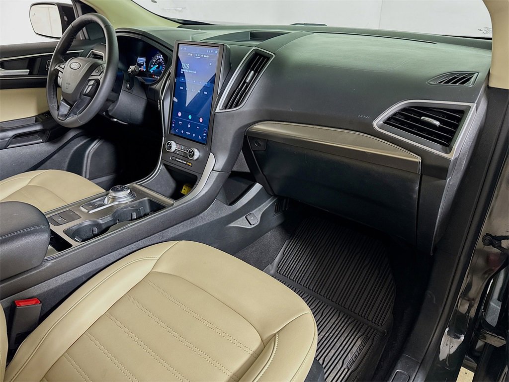 Used 2022 Ford Edge SEL w/ Convenience Package image 26