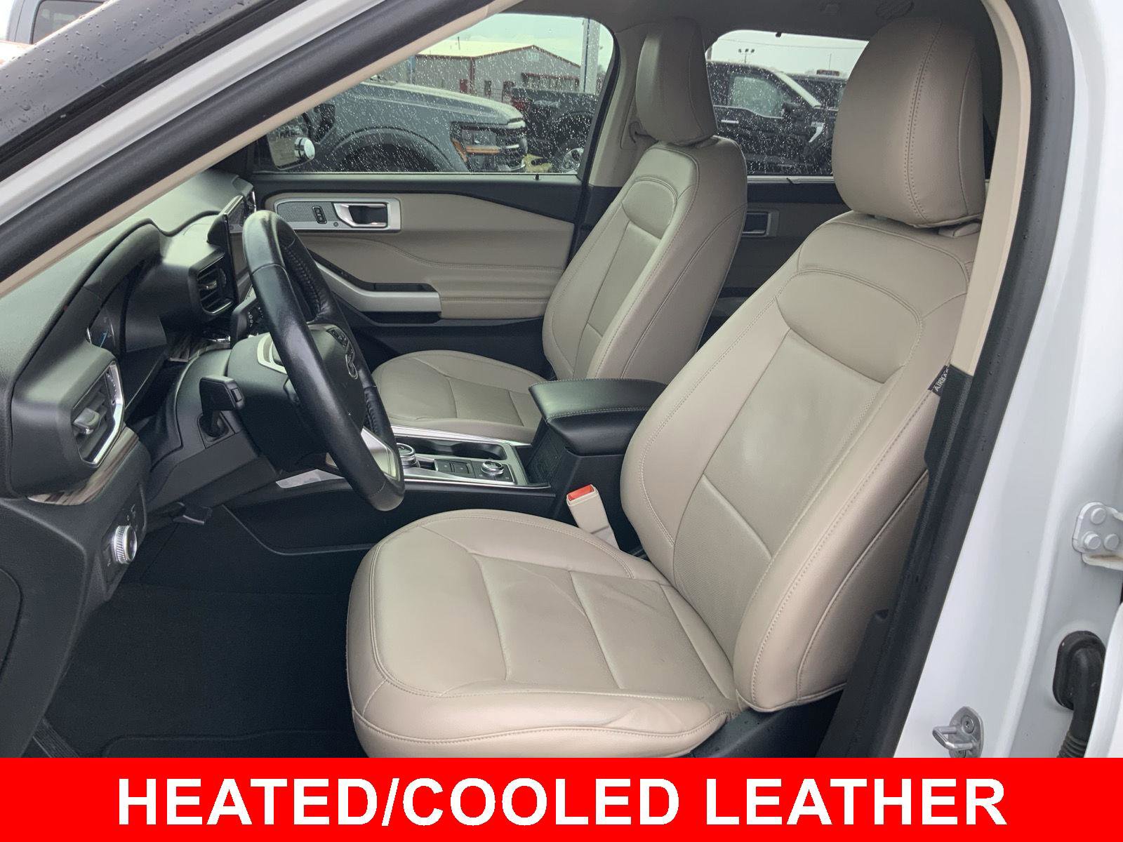 Used 2022 Ford Explorer Limited AWD/4WD image 6