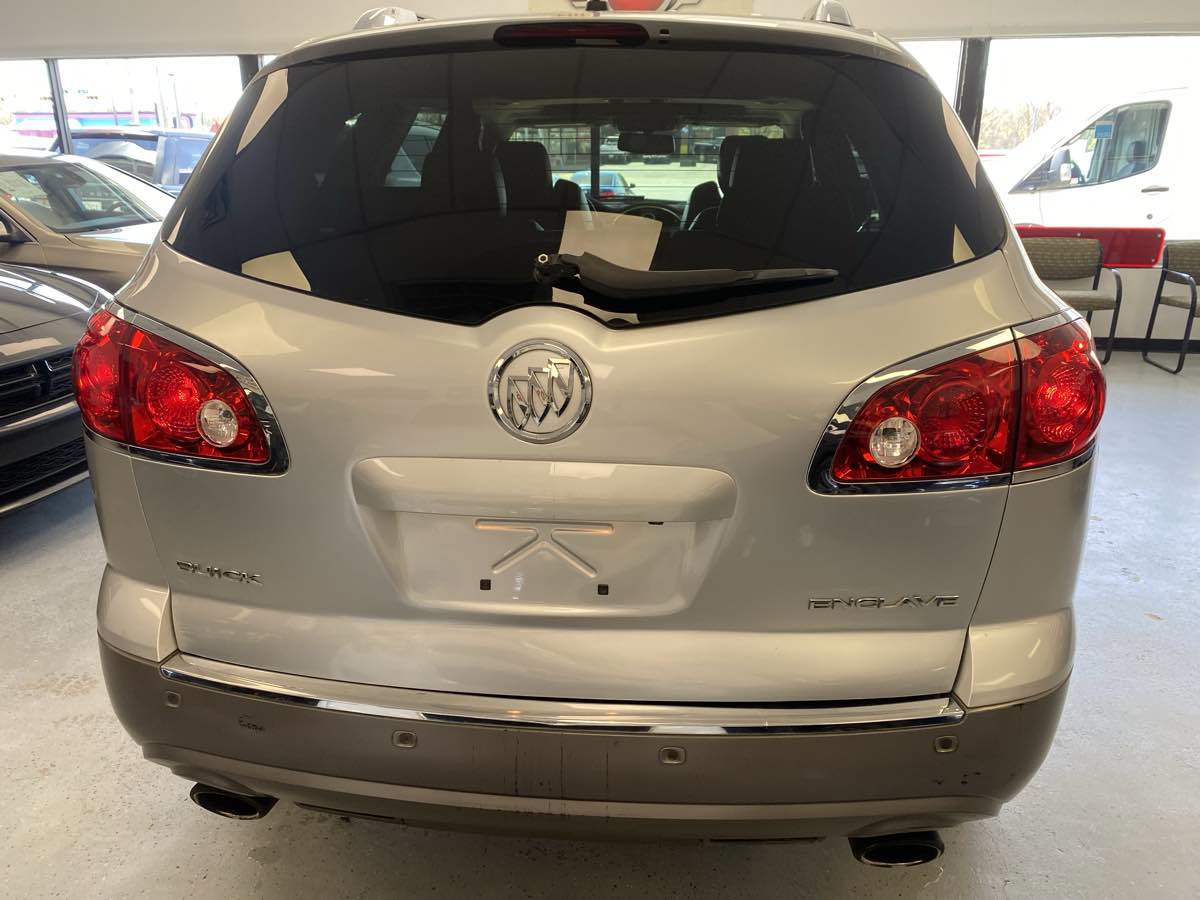 Used 2012 Buick Enclave Leather image 10