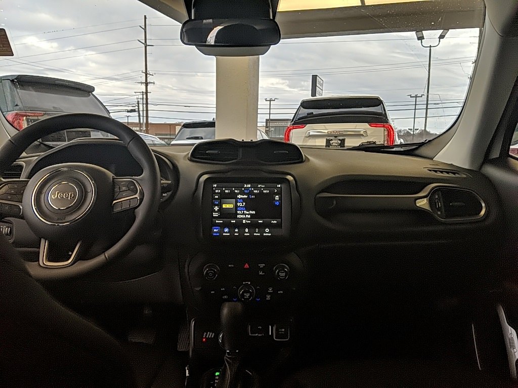 Used 2022 Jeep Renegade Latitude image 15