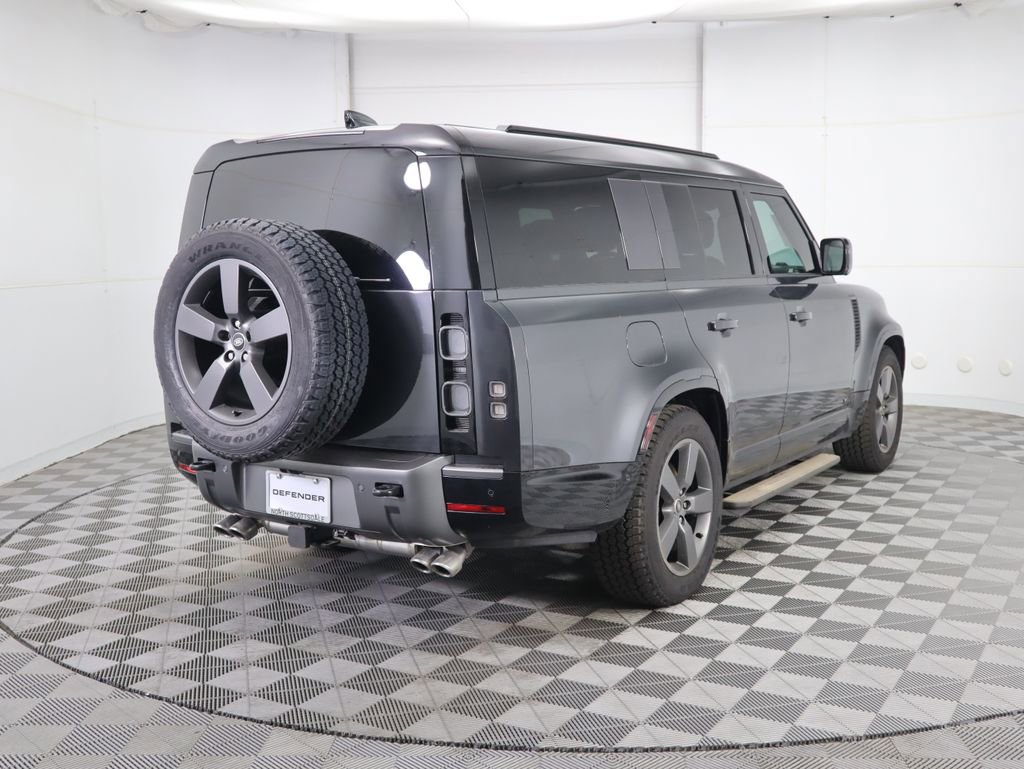 New 2025 Land Rover Defender 130 V8 image 5