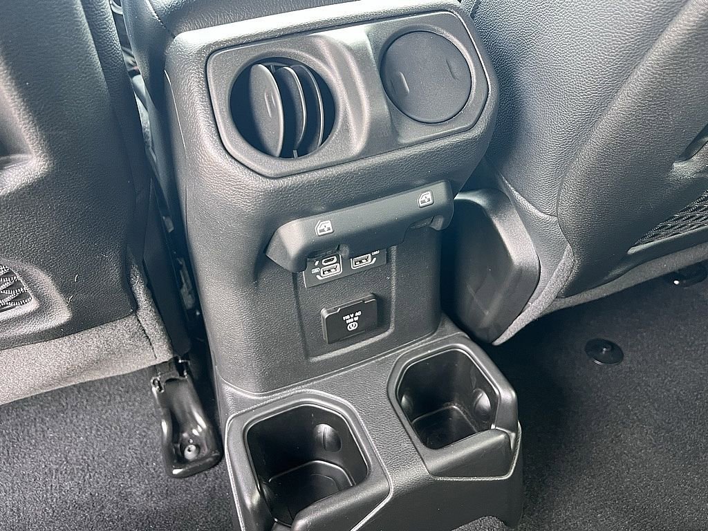 Used 2021 Jeep Wrangler Unlimited Rubicon image 12