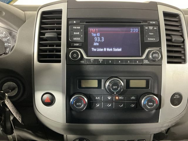 Used 2015 Nissan Frontier SV w/ SV Value Truck Package AWD/4WD image 19