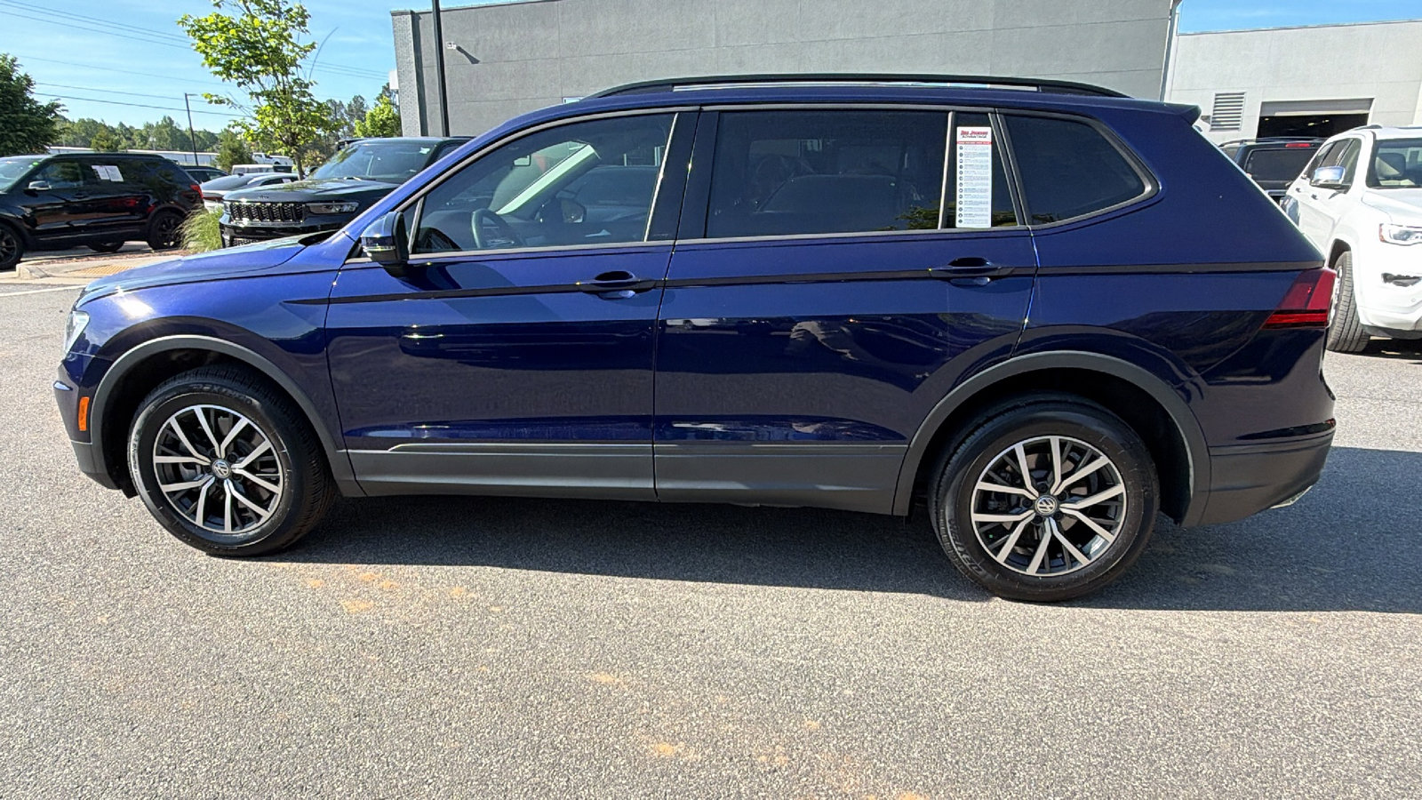 Used 2021 Volkswagen Tiguan S FWD image 11