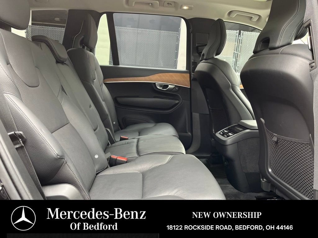 Used 2024 Volvo XC90 B5 Plus AWD/4WD image 16