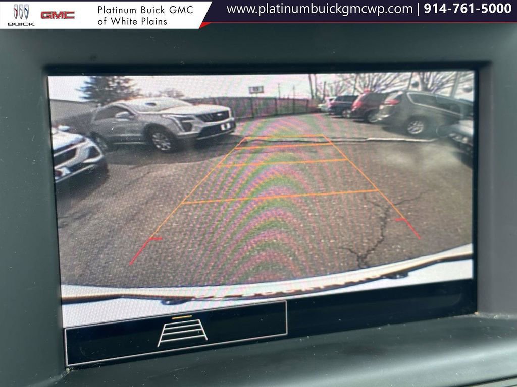 Used 2022 GMC Terrain SLE w/ Driver Convenience Package image 25