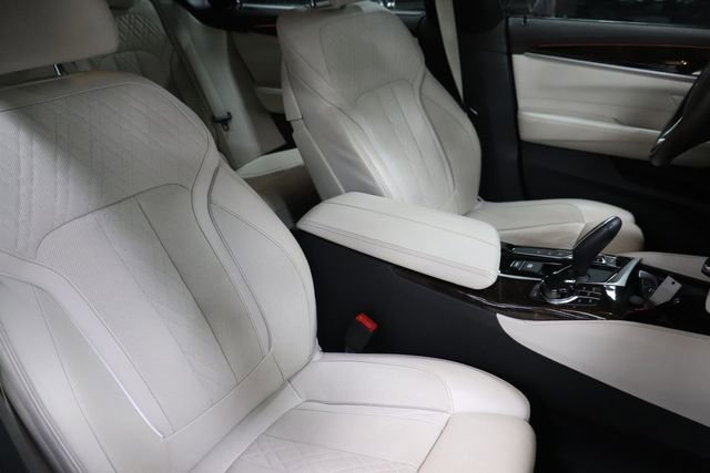 Used 2019 BMW 640i Gran Turismo xDrive w/ Luxury Seating Package AWD/4WD image 24