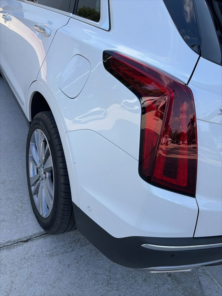 Used 2024 Cadillac XT5 Premium Luxury w/ Technology Package FWD image 4