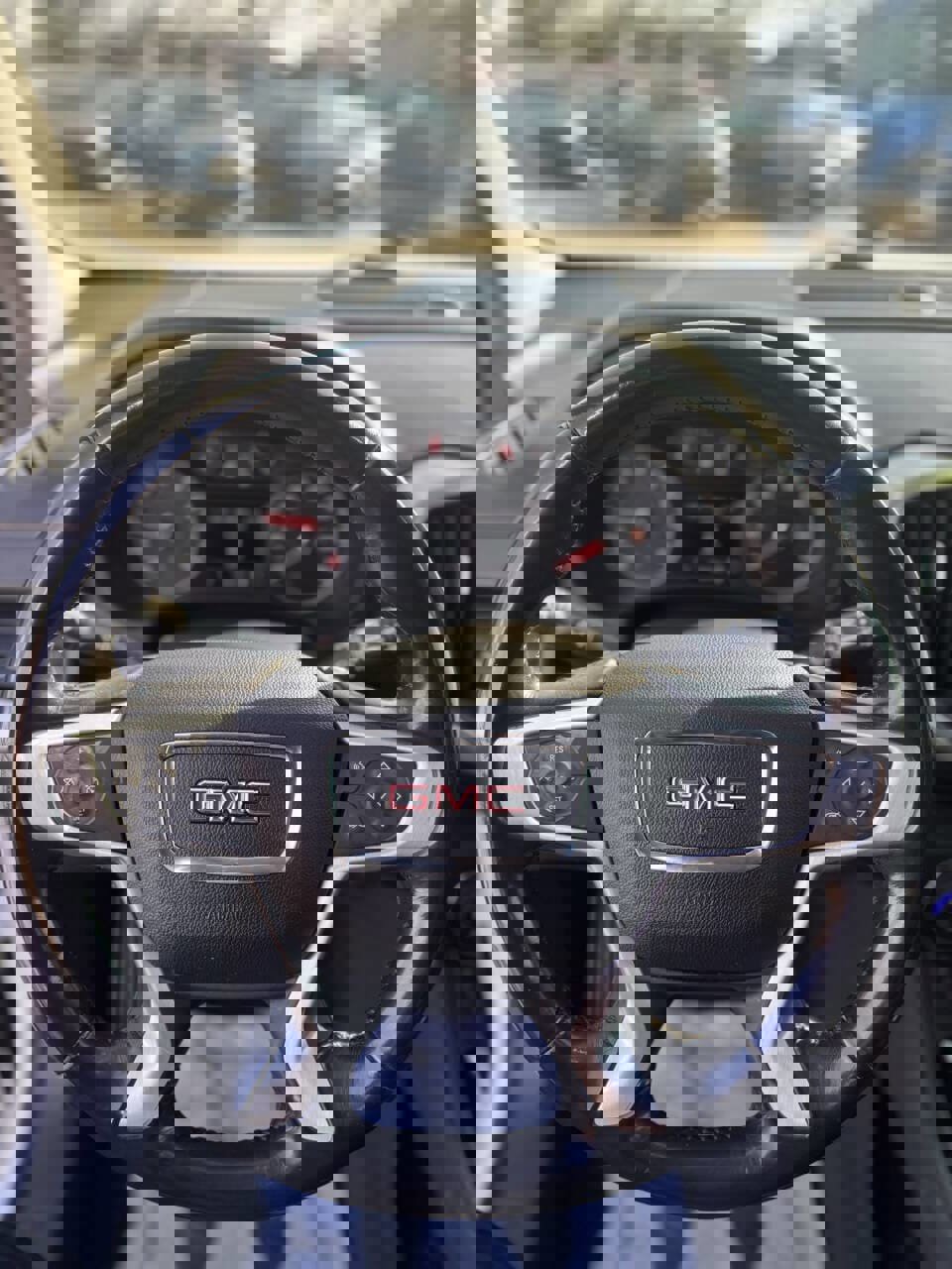 Used 2018 GMC Terrain SLE w/ Driver Convenience Package image 13