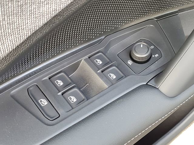 New 2026 Volkswagen Tiguan S AWD/4WD image 15