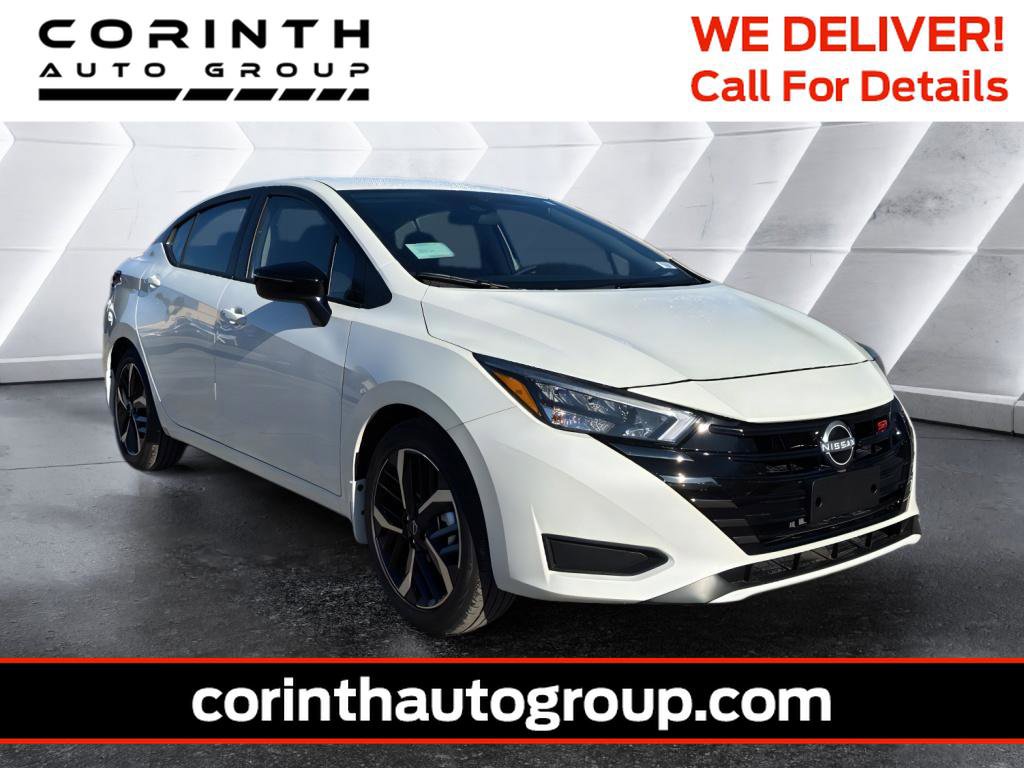 New 2025 Nissan Versa SR w/ Trunk Package