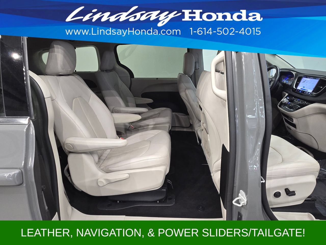 Used 2021 Chrysler Pacifica Touring-L FWD image 11