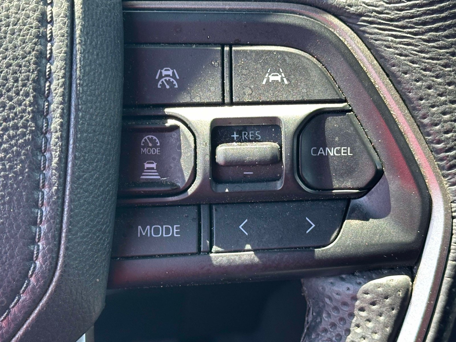 Used 2024 Toyota Tacoma TRD Off-Road AWD/4WD image 24
