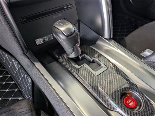 Used 2009 Nissan GT-R Premium image 12