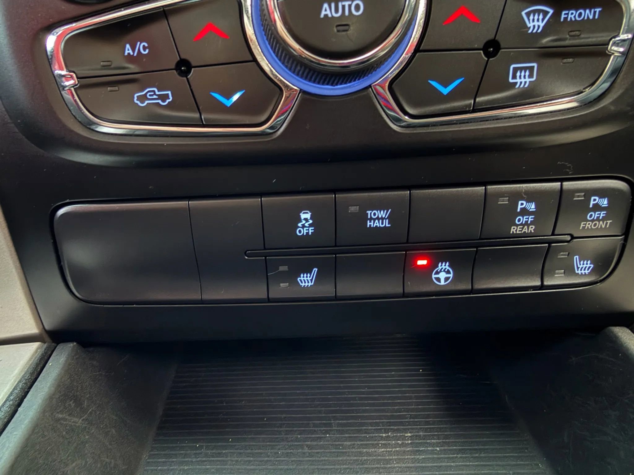 Used 2016 RAM 1500 Big Horn image 37