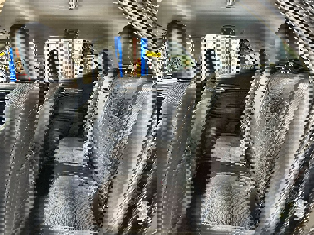 Used 2023 Buick Envision Preferred image 24