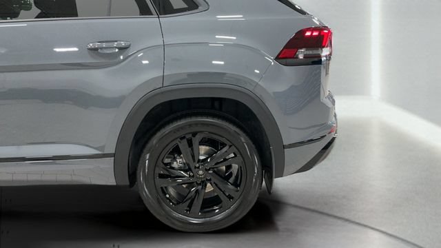 New 2026 Volkswagen Atlas Cross Sport SEL R-Line AWD/4WD image 35