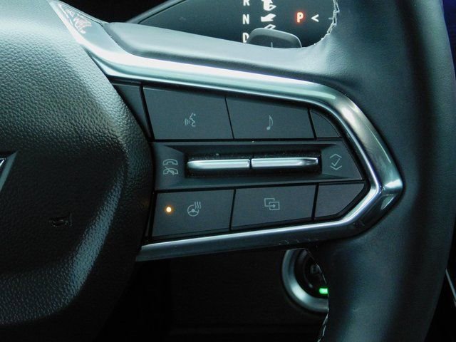 Used 2024 Chevrolet Traverse LT image 17