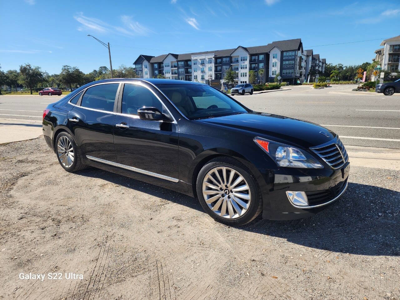 Used 2014 Hyundai Equus Ultimate image 2