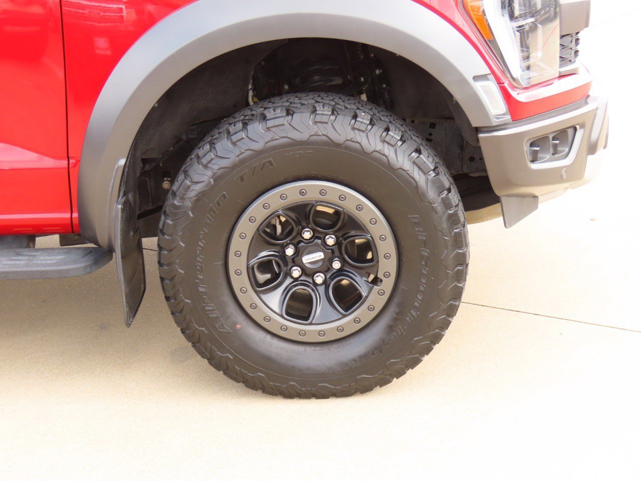 Certified 2022 Ford F150 Raptor w/ Equipment Group 801A High image 9