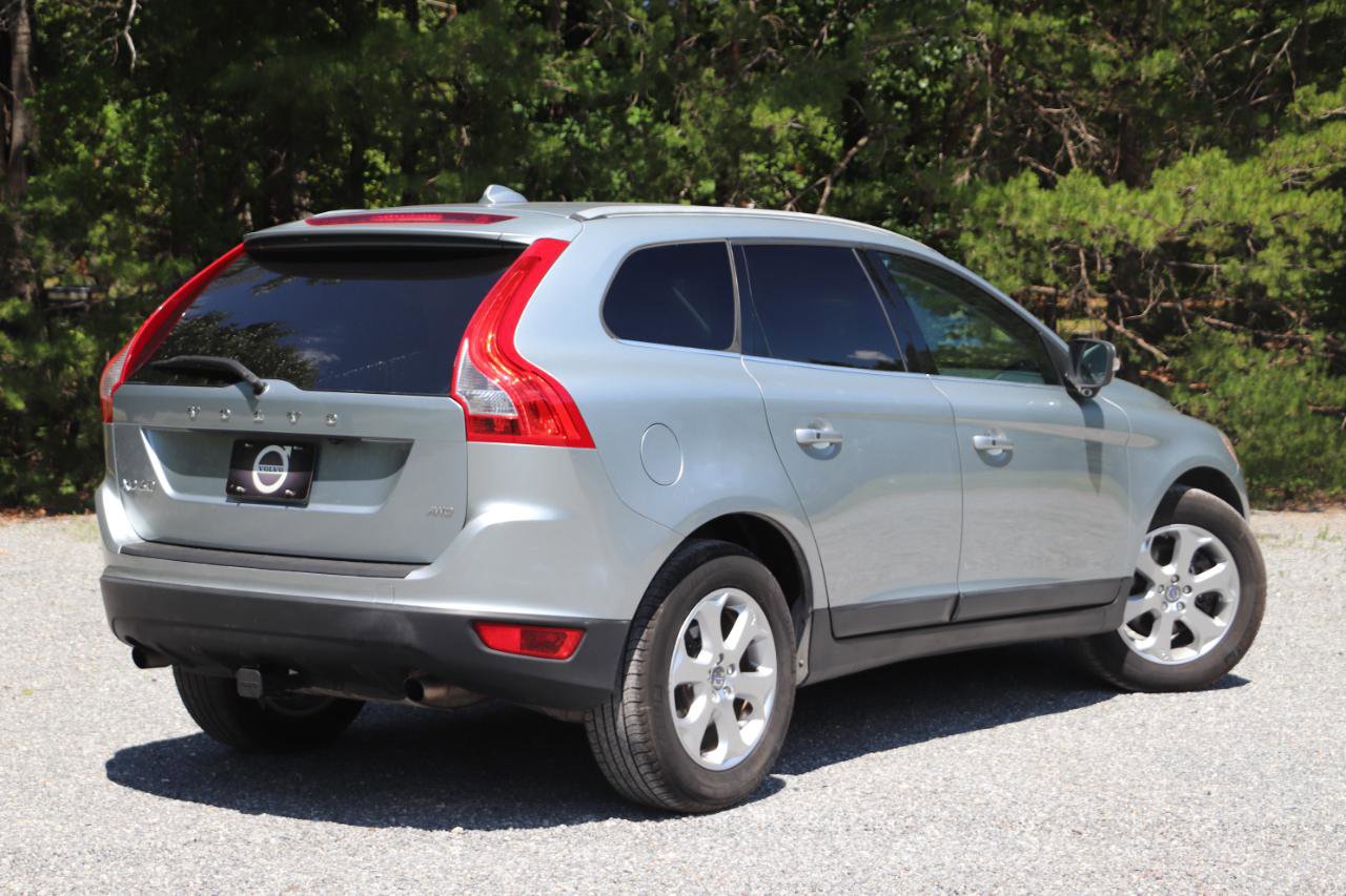 Used 2013 Volvo XC60 3.2 AWD/4WD image 3