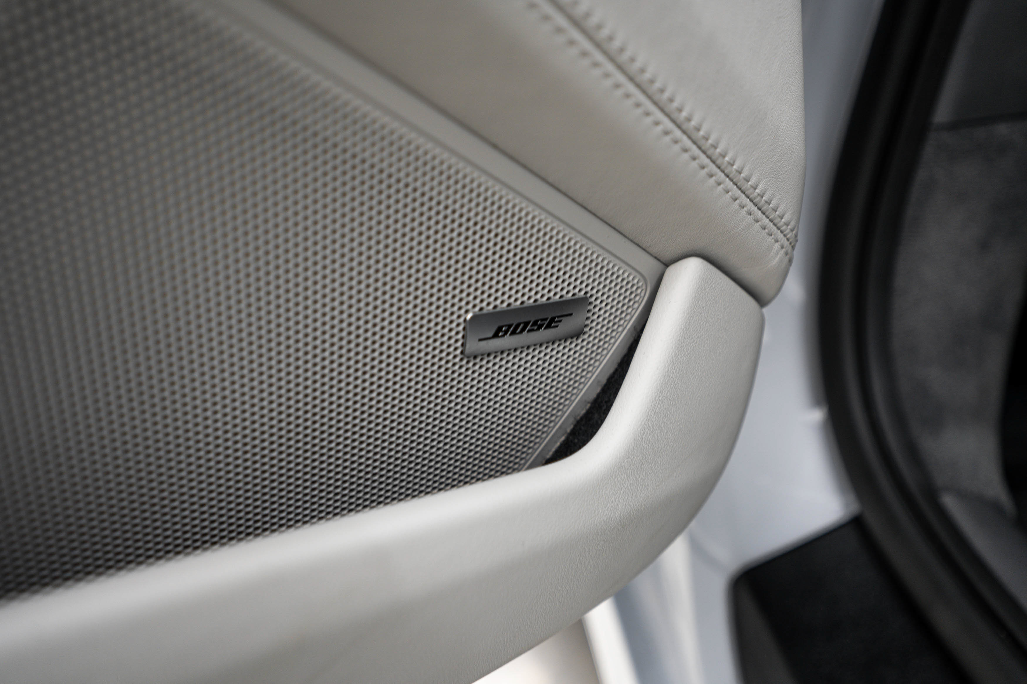 Certified 2025 Porsche 911 Carrera RWD image 21