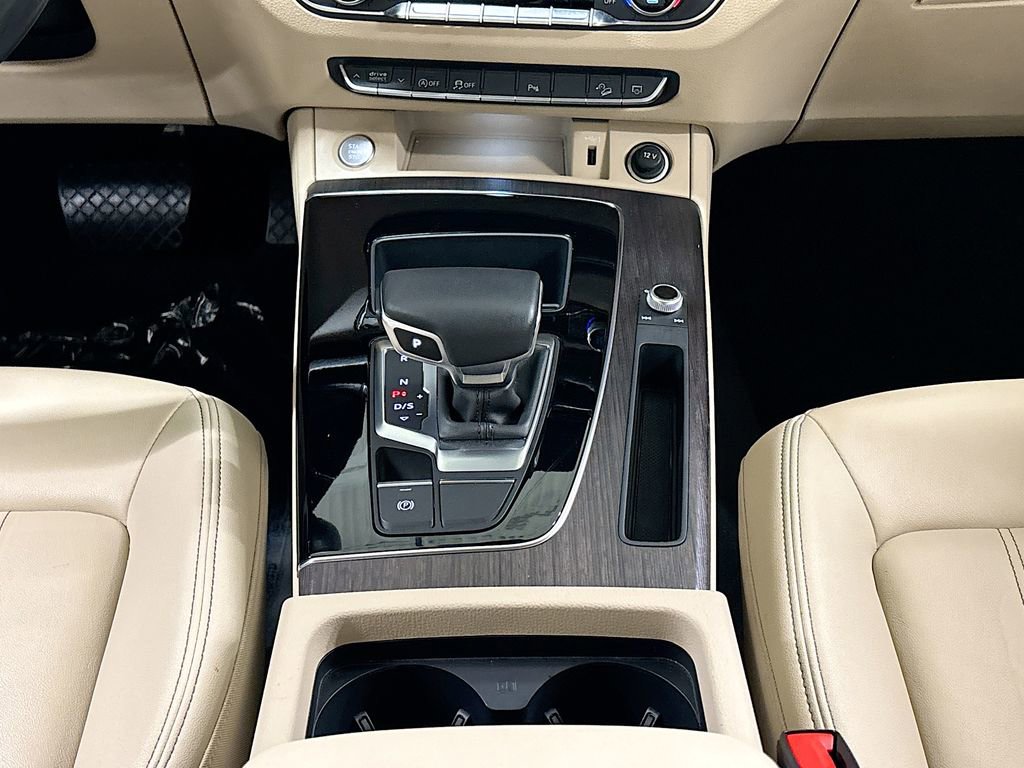 Certified 2023 Audi Q5 2.0T Premium w/ Convenience Package image 13