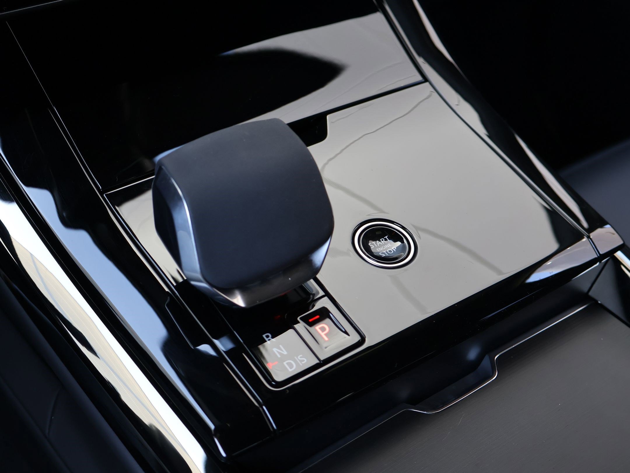 Certified 2024 Land Rover Range Rover Sport Dynamic SE image 22