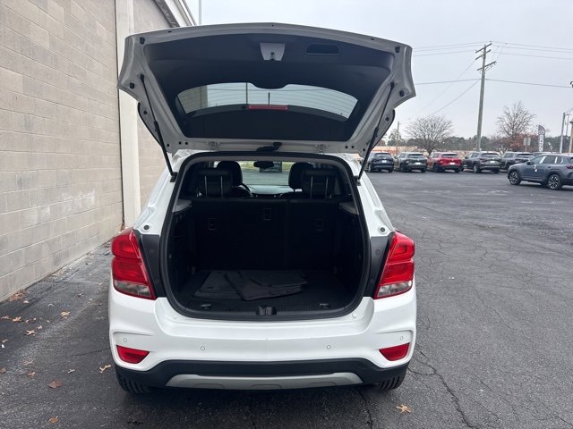 Used 2021 Chevrolet Trax LT w/ Driver Confidence Package image 9