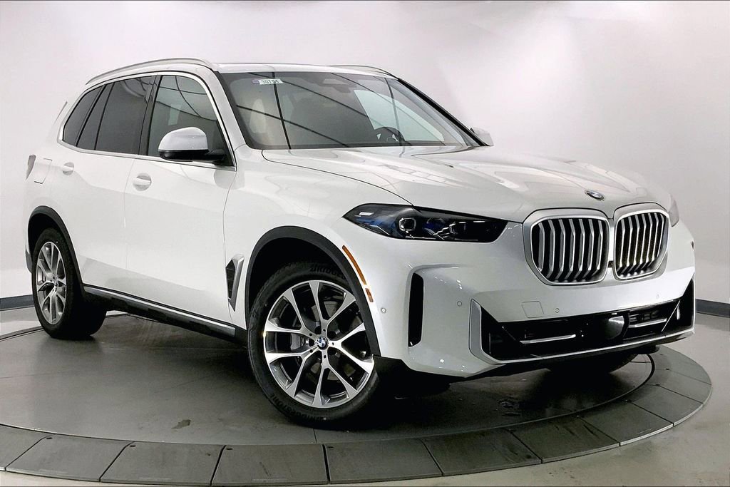 New 2026 BMW X5 xDrive40i w/ Premium Package image 1