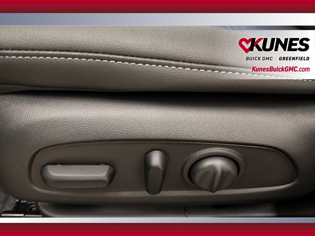 New 2026 Buick Envista Sport Touring w/ Convenience I Package FWD image 18