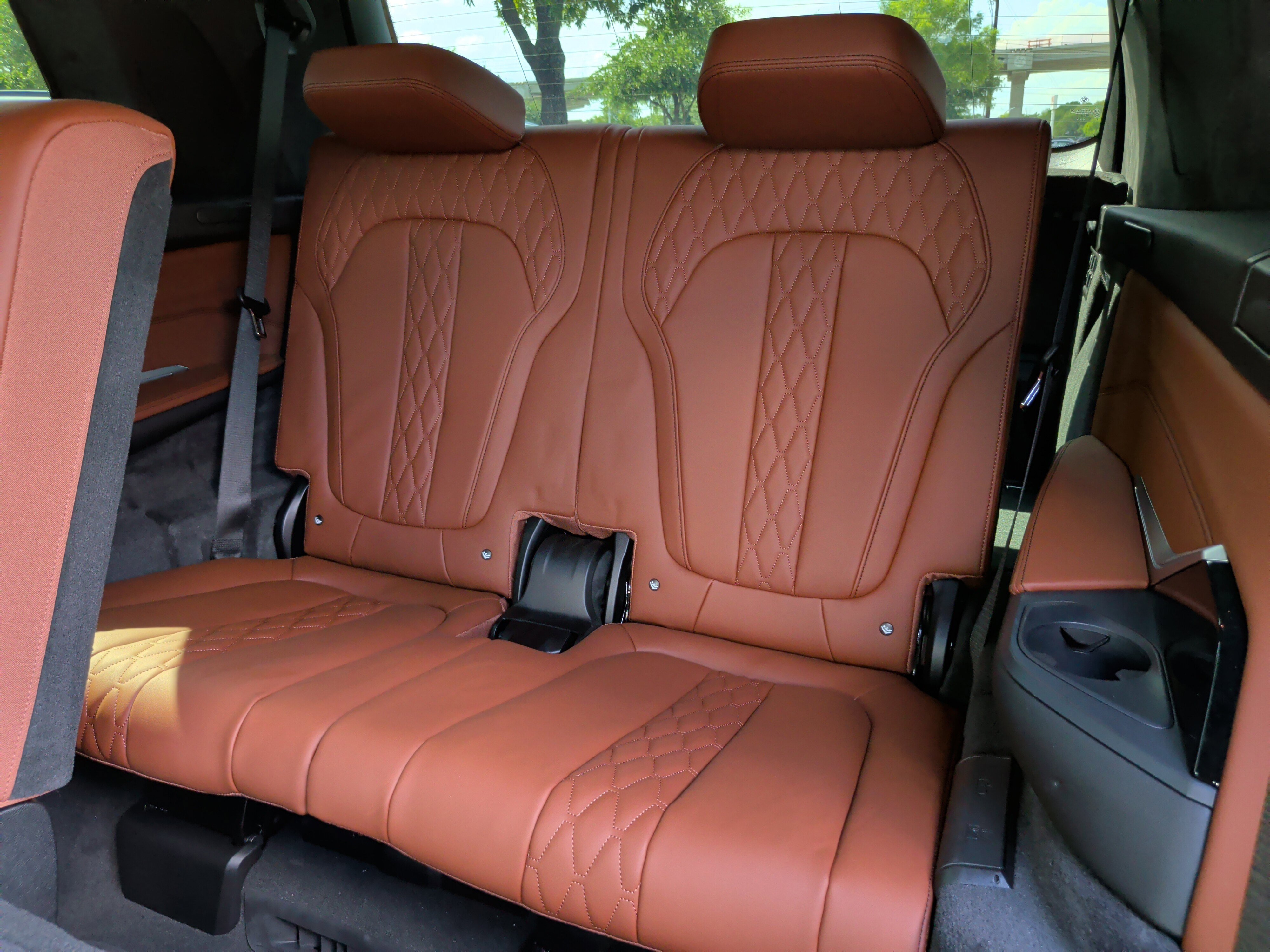 Used 2024 BMW X7 M60i w/ Executive Package image 44