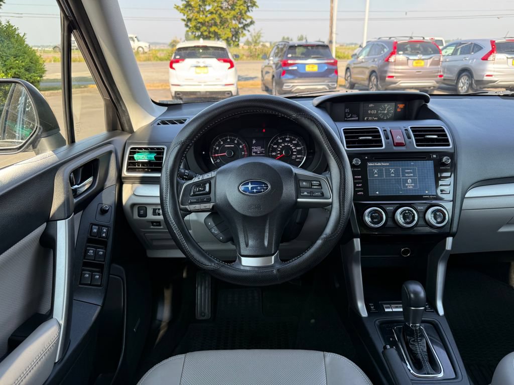 Used 2016 Subaru Forester 2.5i Touring w/ Eyesight & Navigation System AWD/4WD image 22