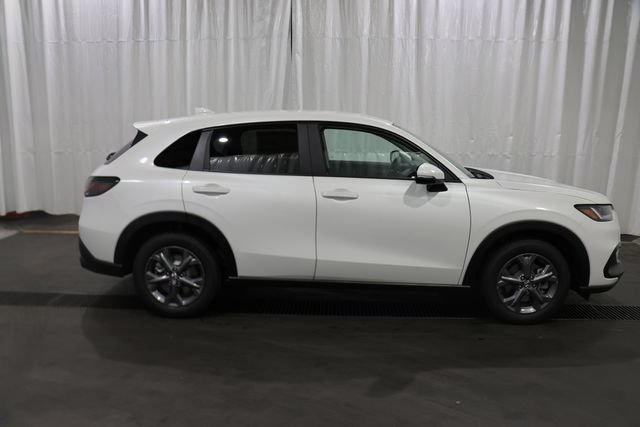 New 2027 Honda HR-V LX image 2
