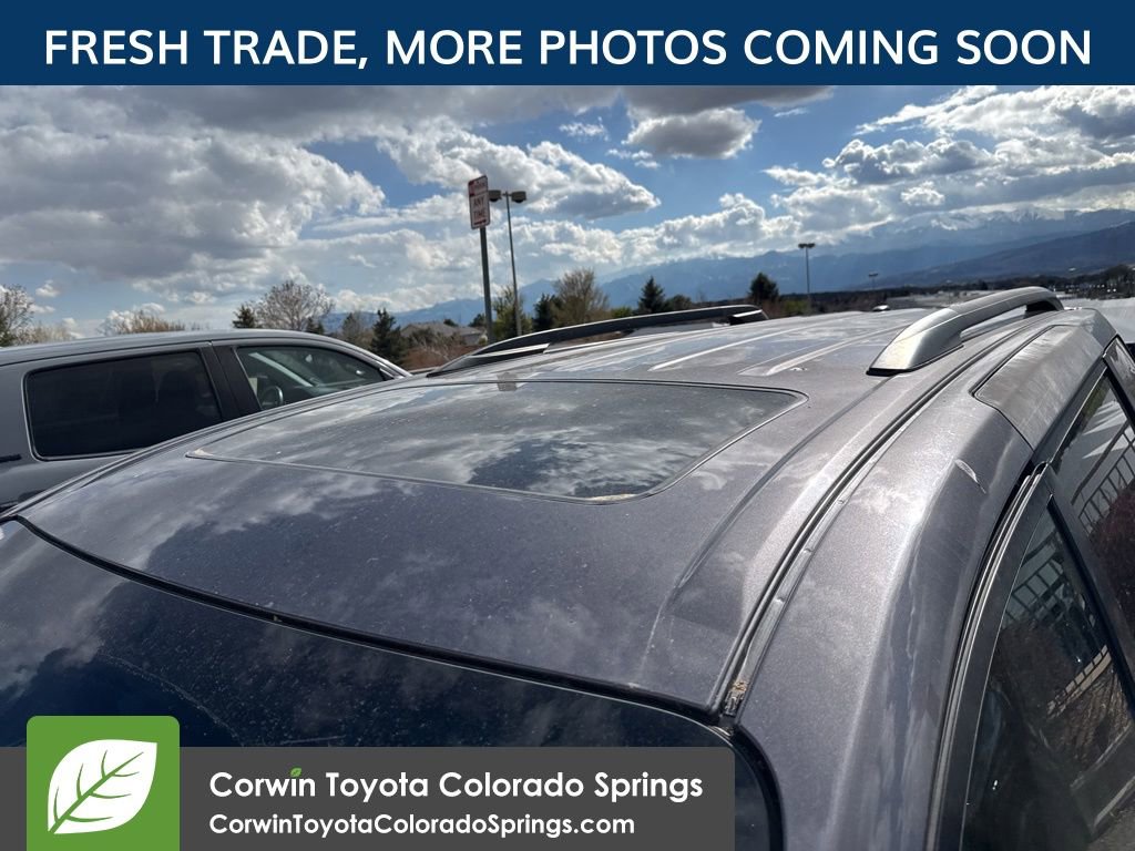 Used 2011 Toyota Sienna XLE AWD/4WD image 4
