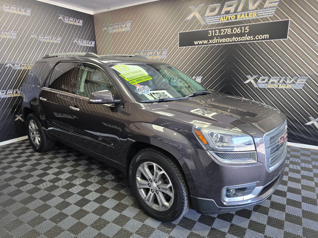Used 2015 GMC Acadia SLT image 7