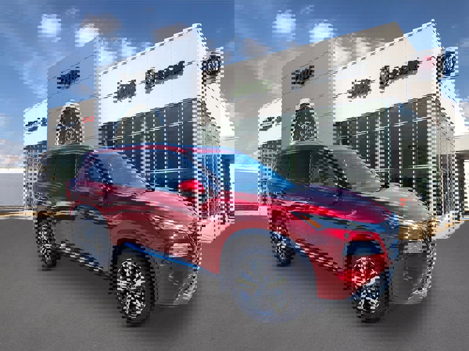 Used 2023 Nissan Rogue SL w/ SL Premium Package image 1