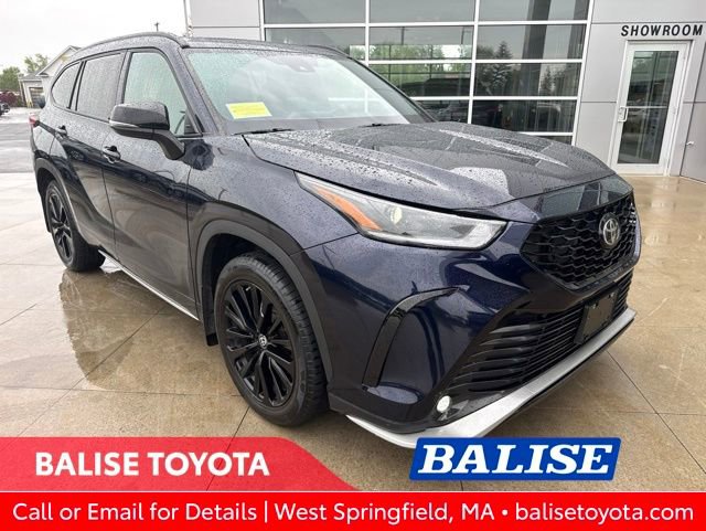 Used 2023 Toyota Highlander XSE AWD/4WD image 1
