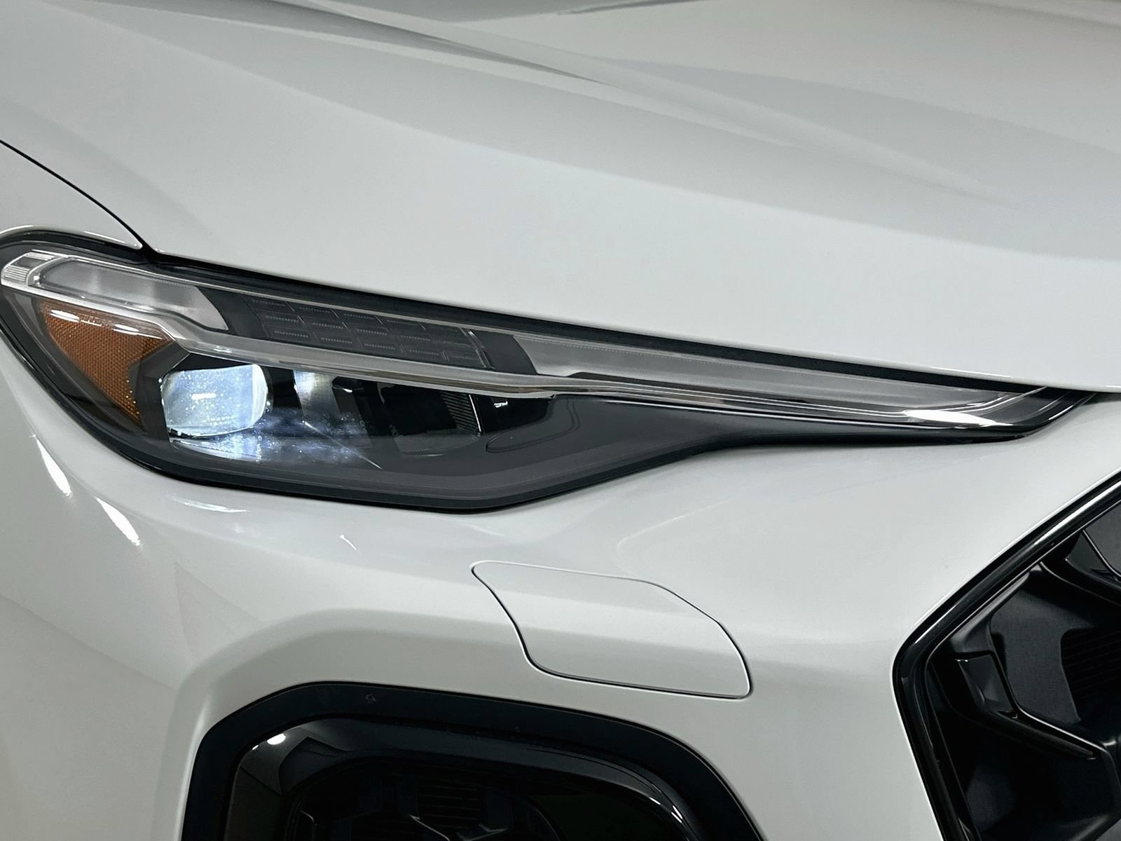 New 2026 Audi SQ5 Premium Plus AWD/4WD image 9