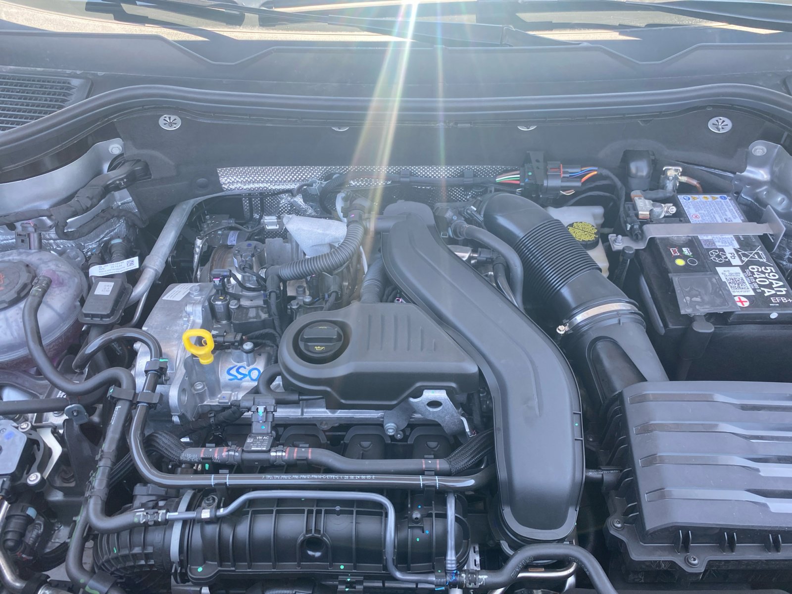 New 2025 Volkswagen Taos SE image 21