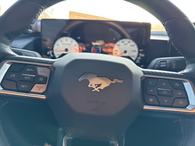Used 2024 Ford Mustang Coupe image 14
