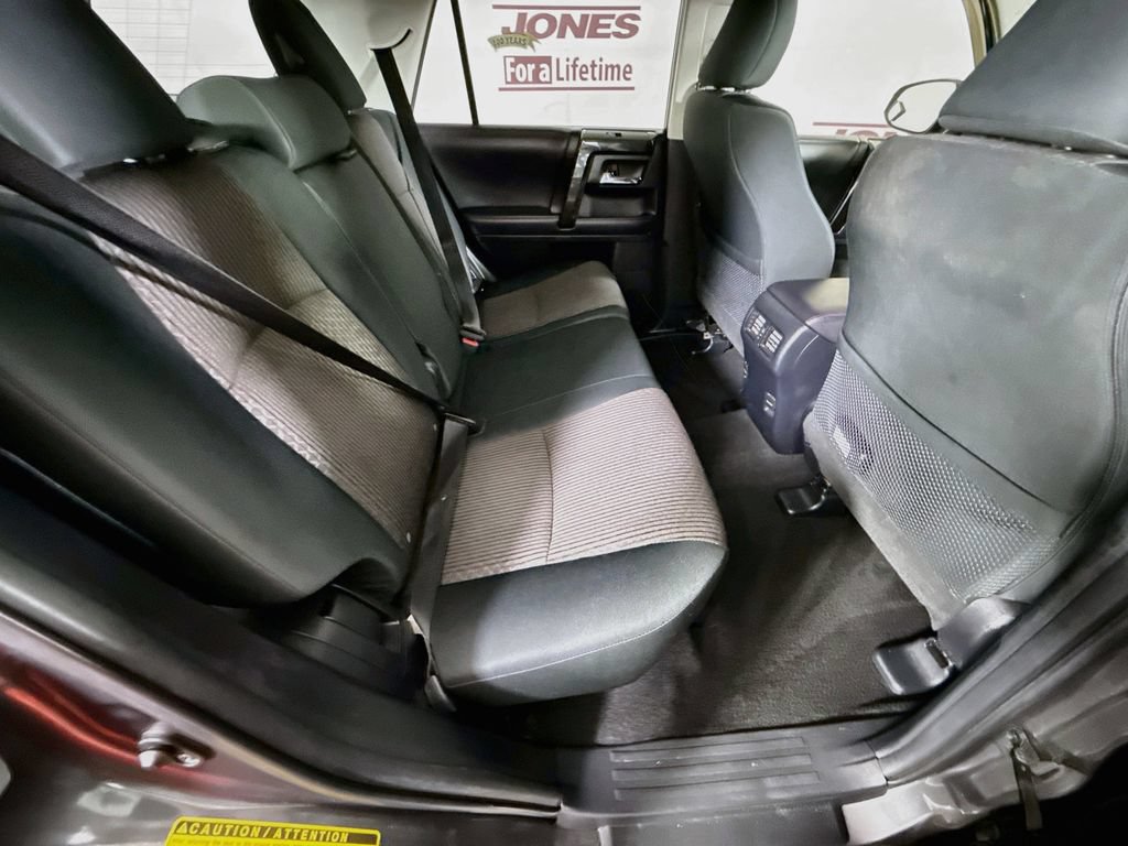 Certified 2019 Toyota 4Runner TRD Off-Road AWD/4WD image 29