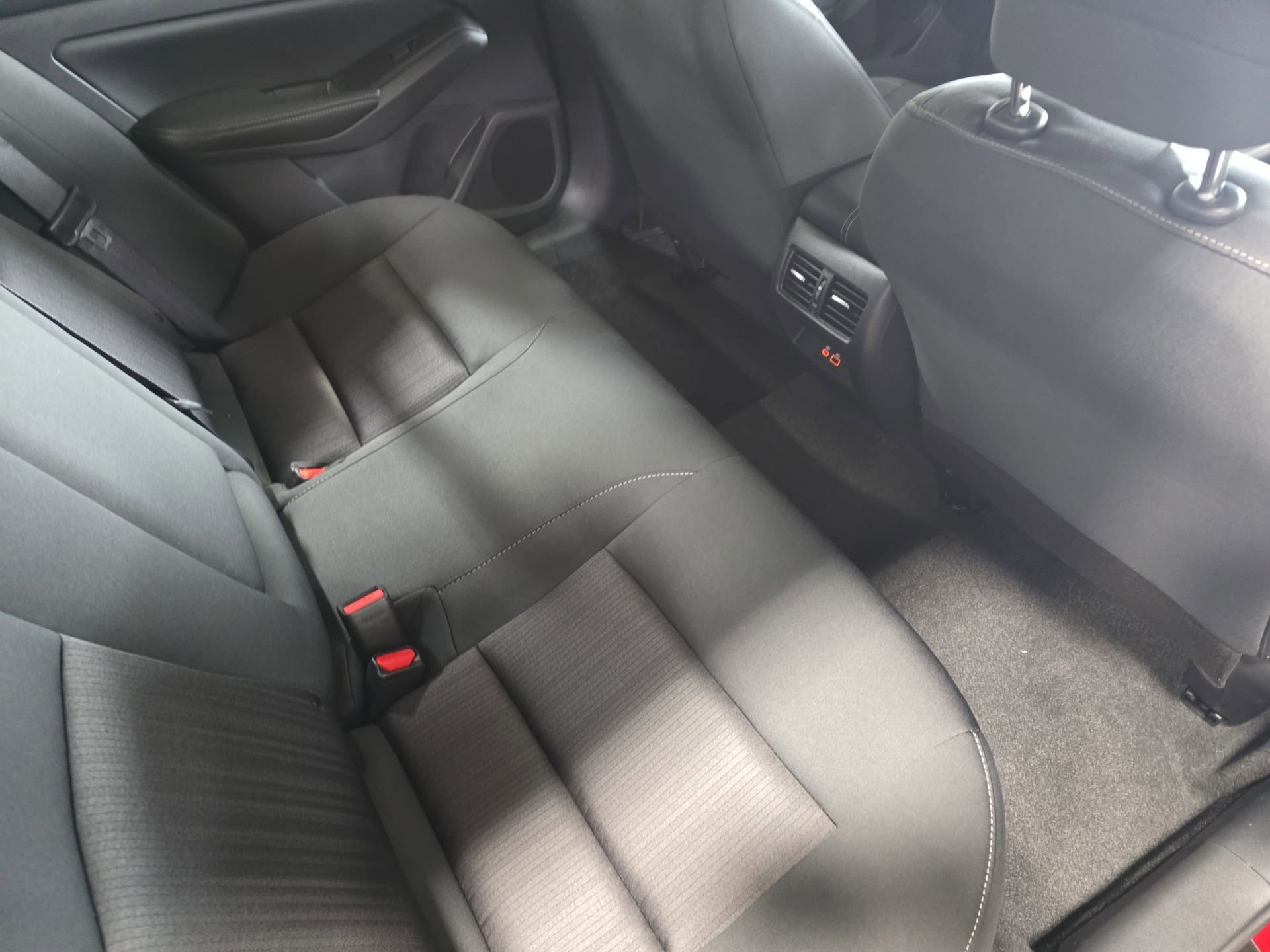 New 2026 Nissan Altima 2.5 SV w/ SV Special Edition Package FWD image 11